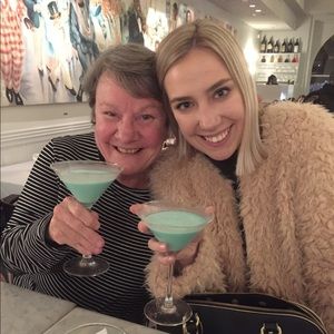 Meet your Posher, Adele